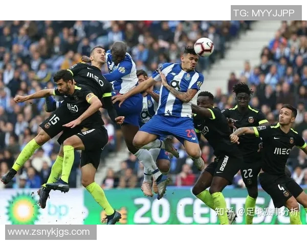 国王杯曼联大胜多特蒙德神奇扑救引发全场狂欢赛后深度解析 国王杯曼联大胜多特蒙德神奇扑救引发全场狂欢赛后深度解析