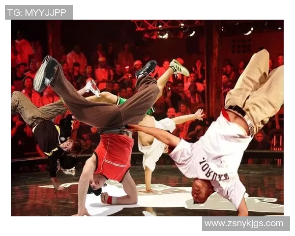 重庆街舞队技术探讨:舞步背后的力量与艺术融合之旅 重庆街舞队技术探讨:舞步背后的力量与艺术融合之旅