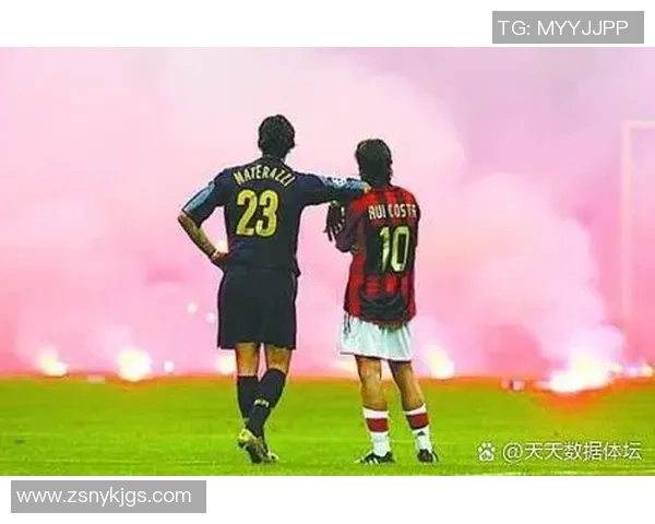 中超精彩对决曼联与AC米兰1比1平局绝杀瞬间引发全场狂欢