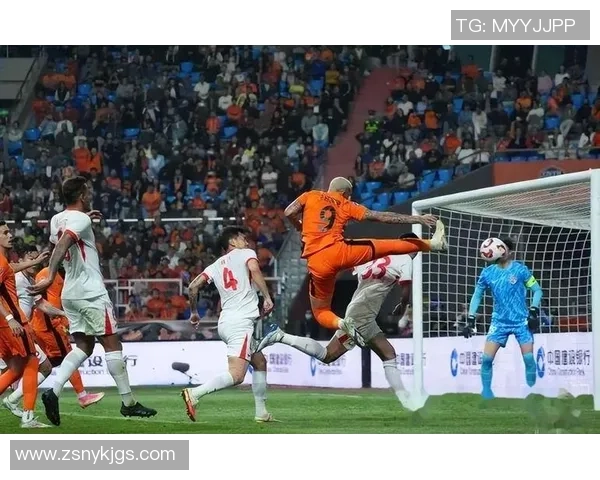 中超精彩对决莱比锡逆转AC米兰神奇扑救点燃全场激情